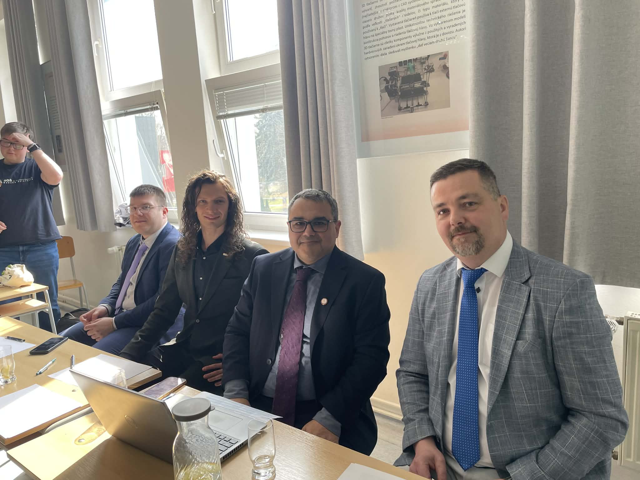 3e1e5674 bd40 4d15 913d 8ce29680a5bc